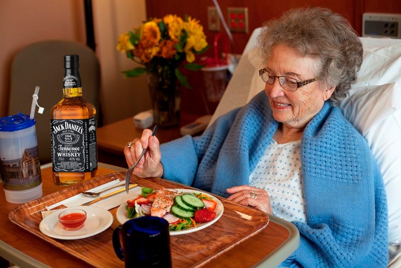PatientWithFoodTraybooze